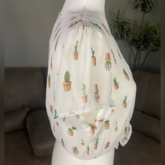 NWT Forever 21 Sheer Desert Cactus Print Crop Top Sz M Chic Fem Boho Country - Picture 8 of 14